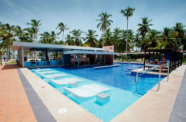 Riu Palace Macao Punta Cana piscina adultos